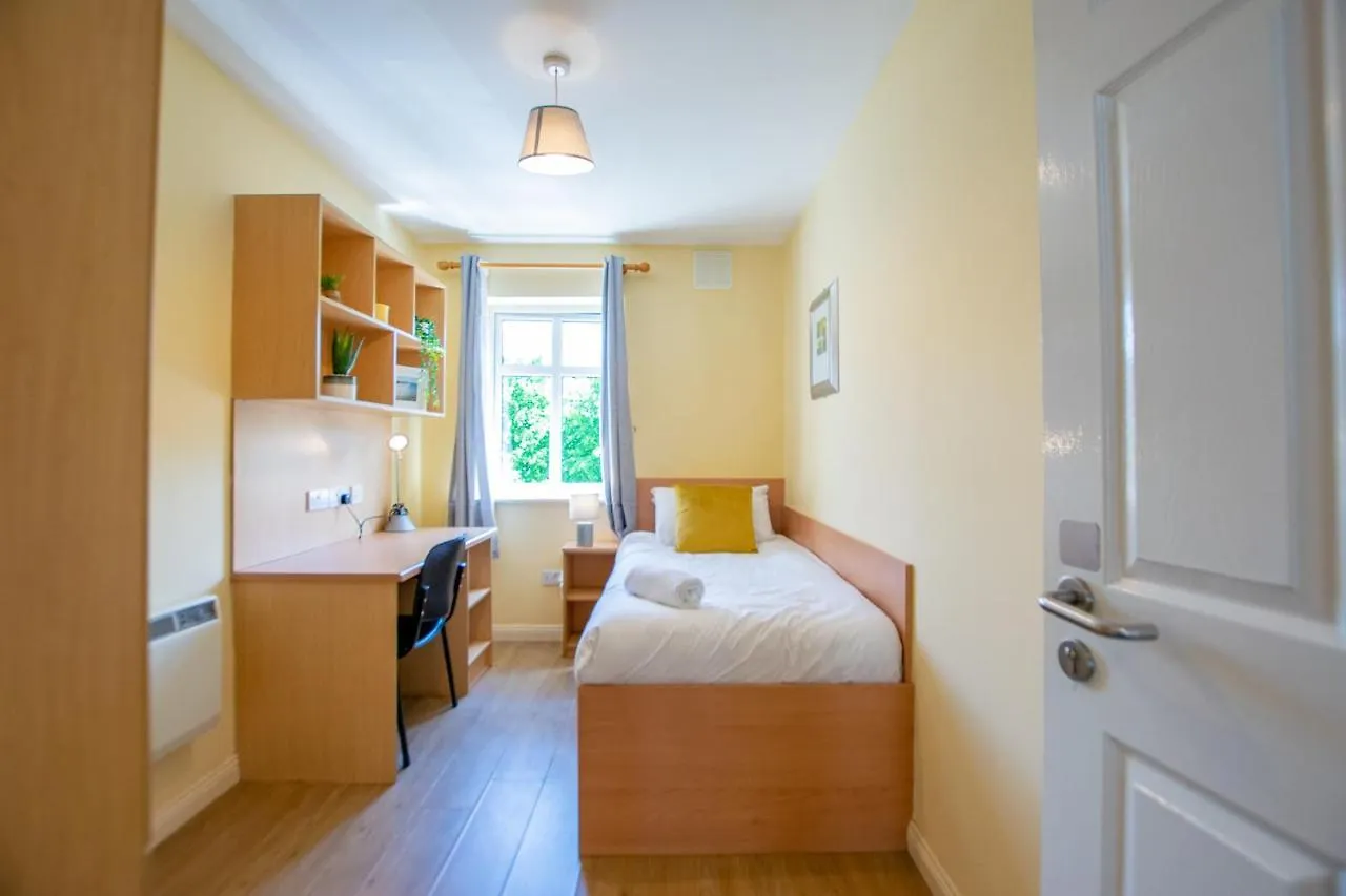 137 - The Townhouse At Gort Na Coiribe By Shortstays Galway 0*,